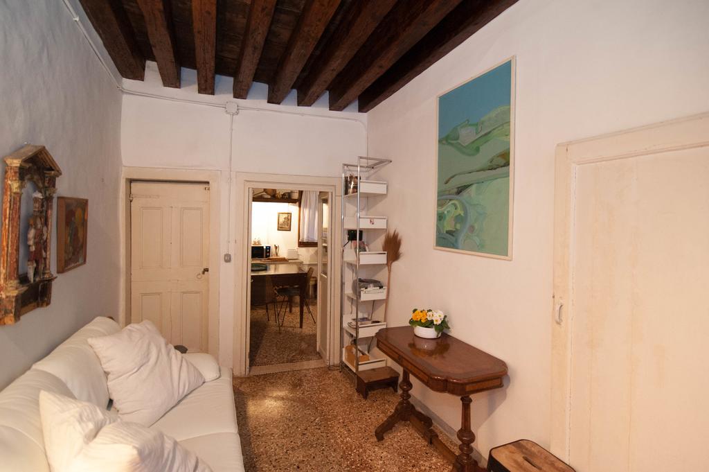 Appartement Casa 300 *
